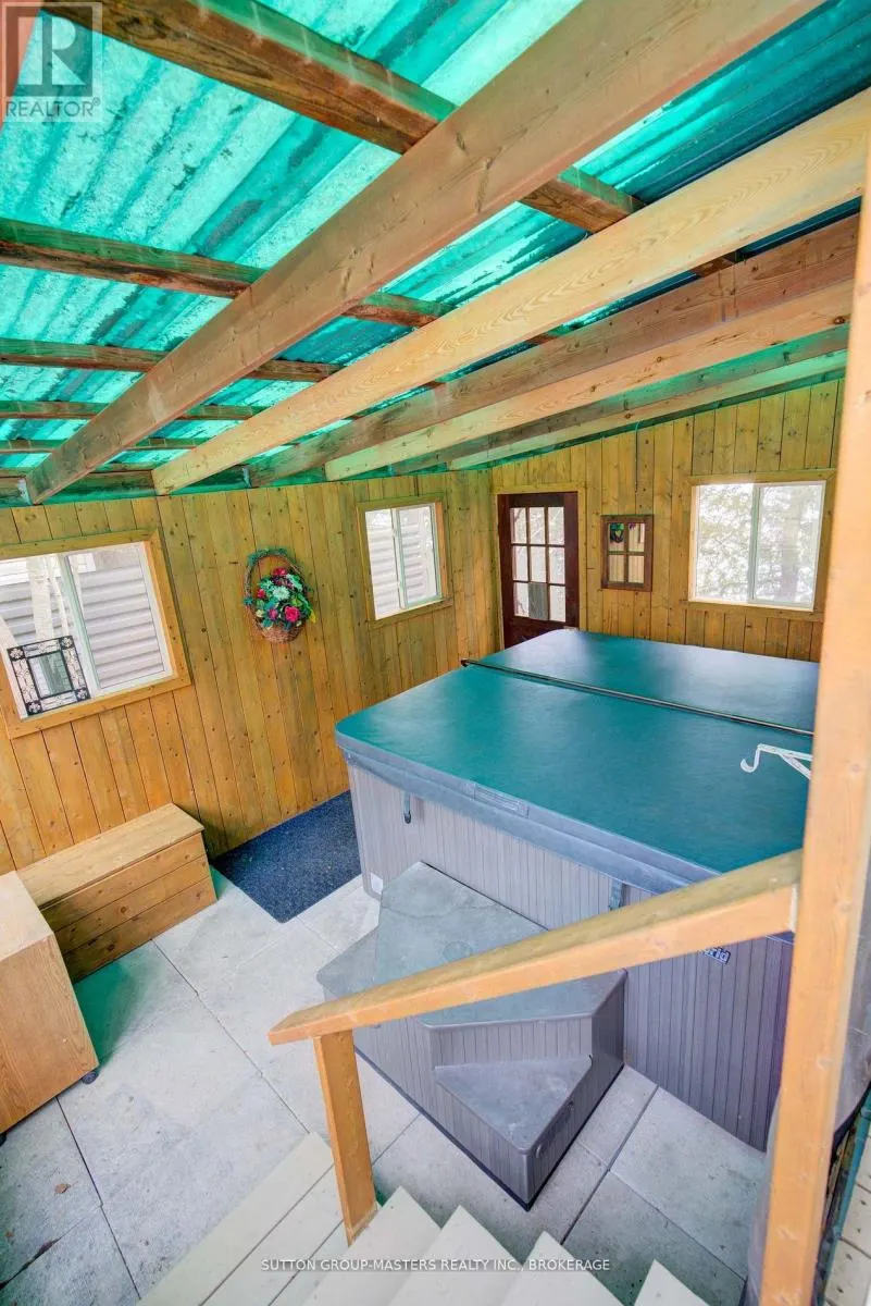 4496 RED MAPLE LANE