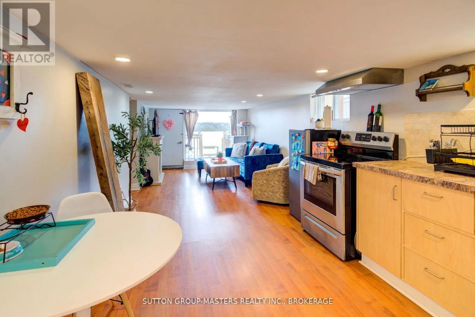 4496 RED MAPLE LANE