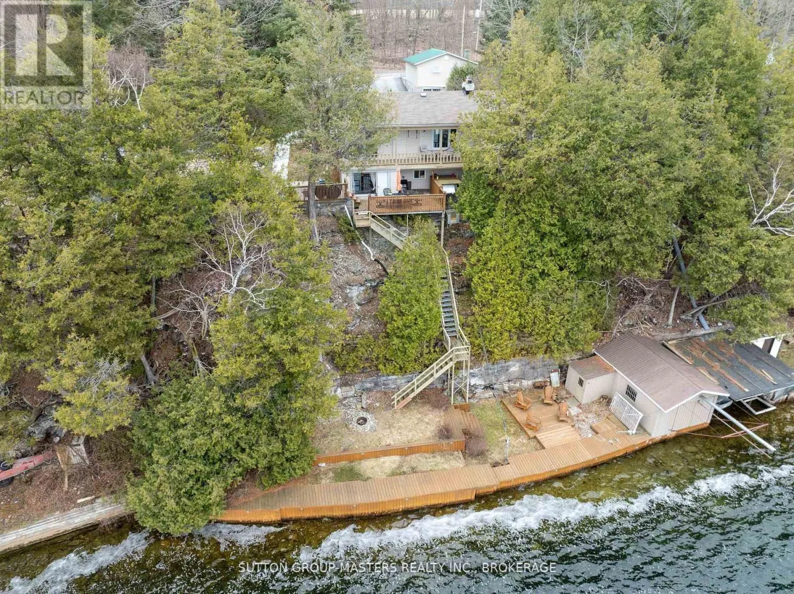 4496 RED MAPLE LANE