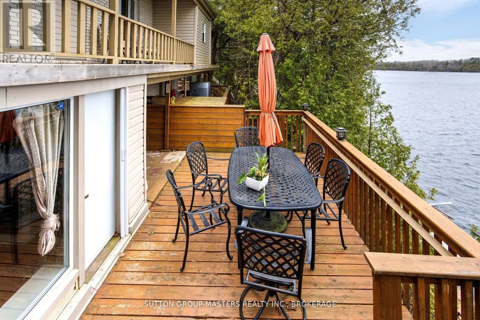 4496 RED MAPLE LANE