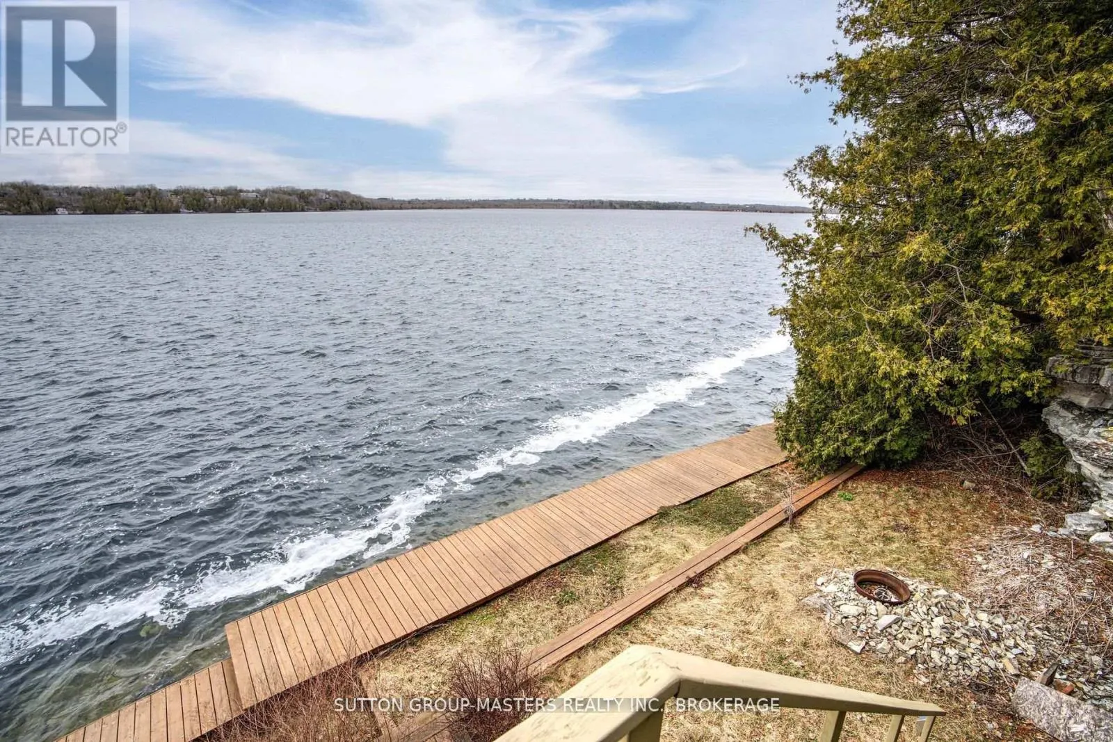 4496 RED MAPLE LANE