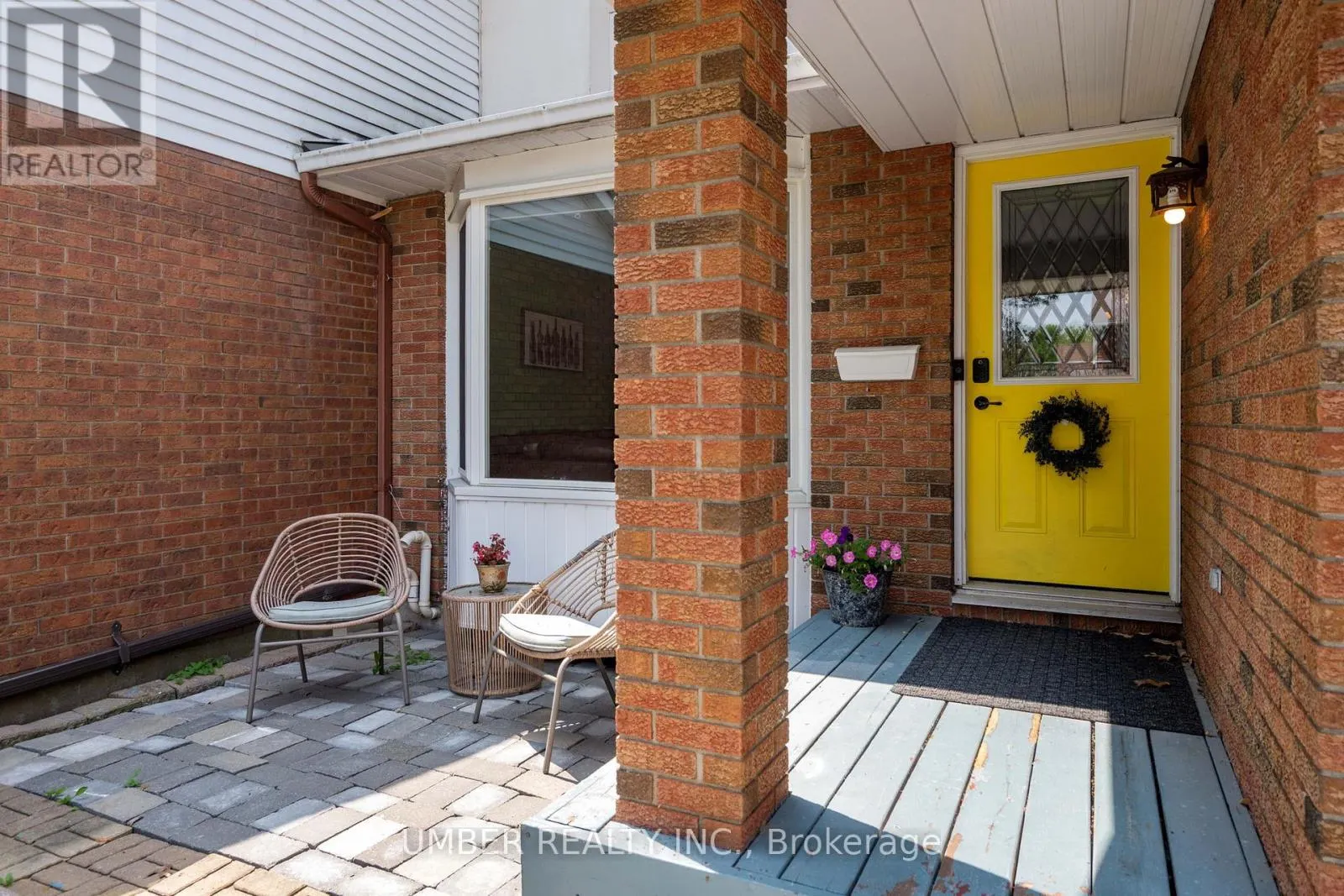 1130 ST EMMANUEL TERRACE