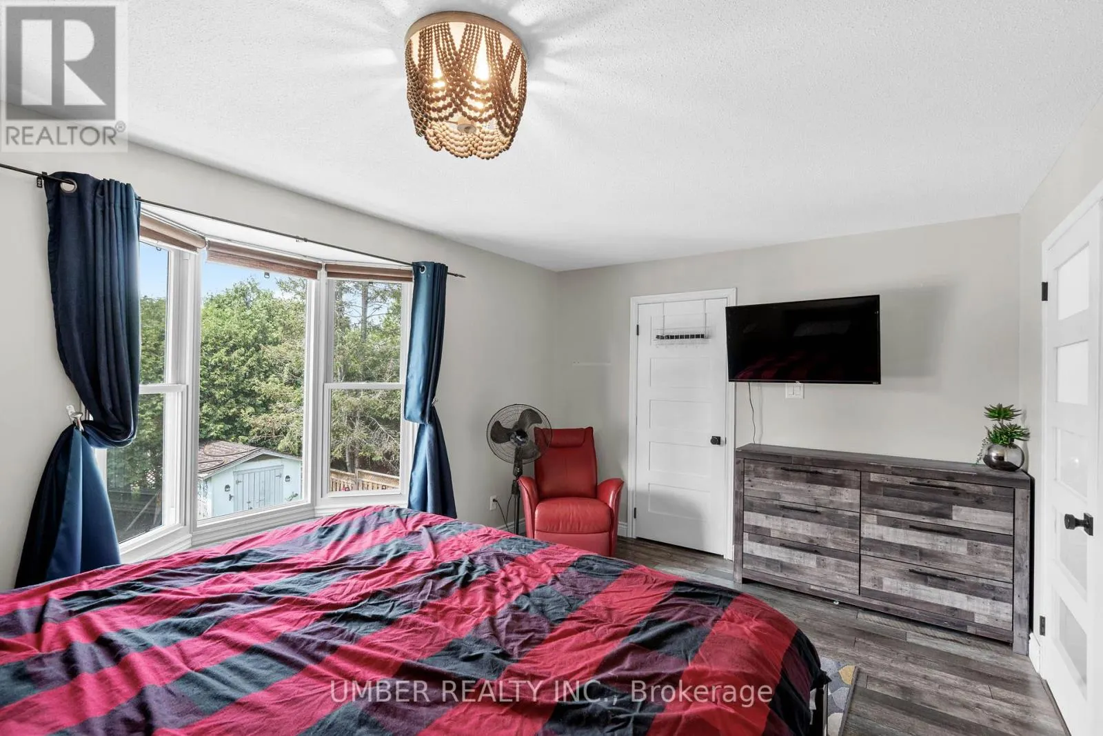 1130 ST EMMANUEL TERRACE