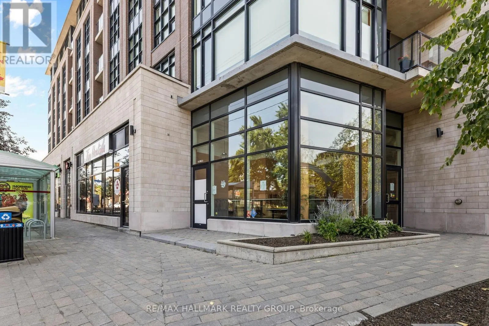 311 - 10 ROSEMOUNT AVENUE