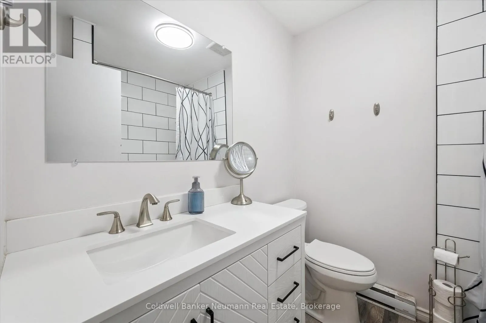 14 - 453 ALBERT STREET, #14