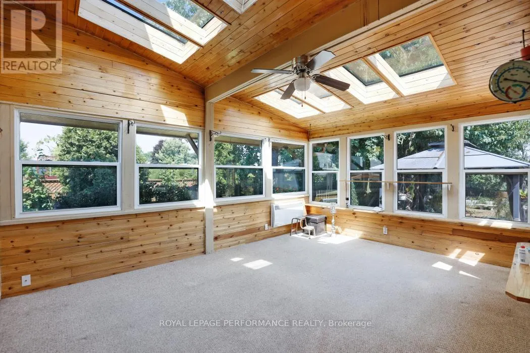 1870 ROBINWOOD PLACE
