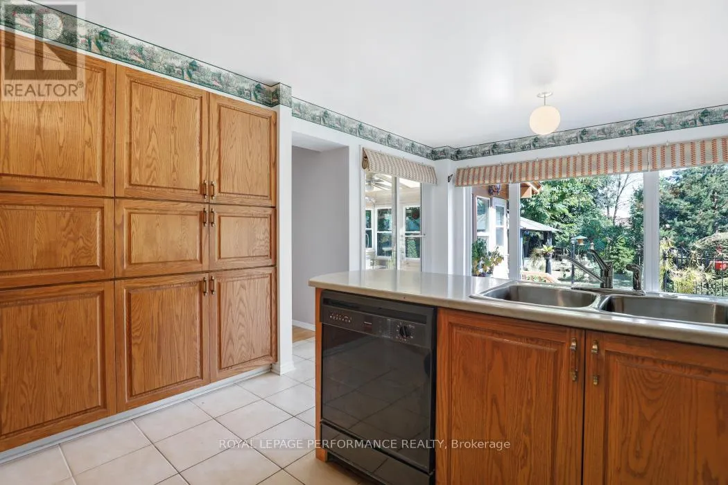 1870 ROBINWOOD PLACE