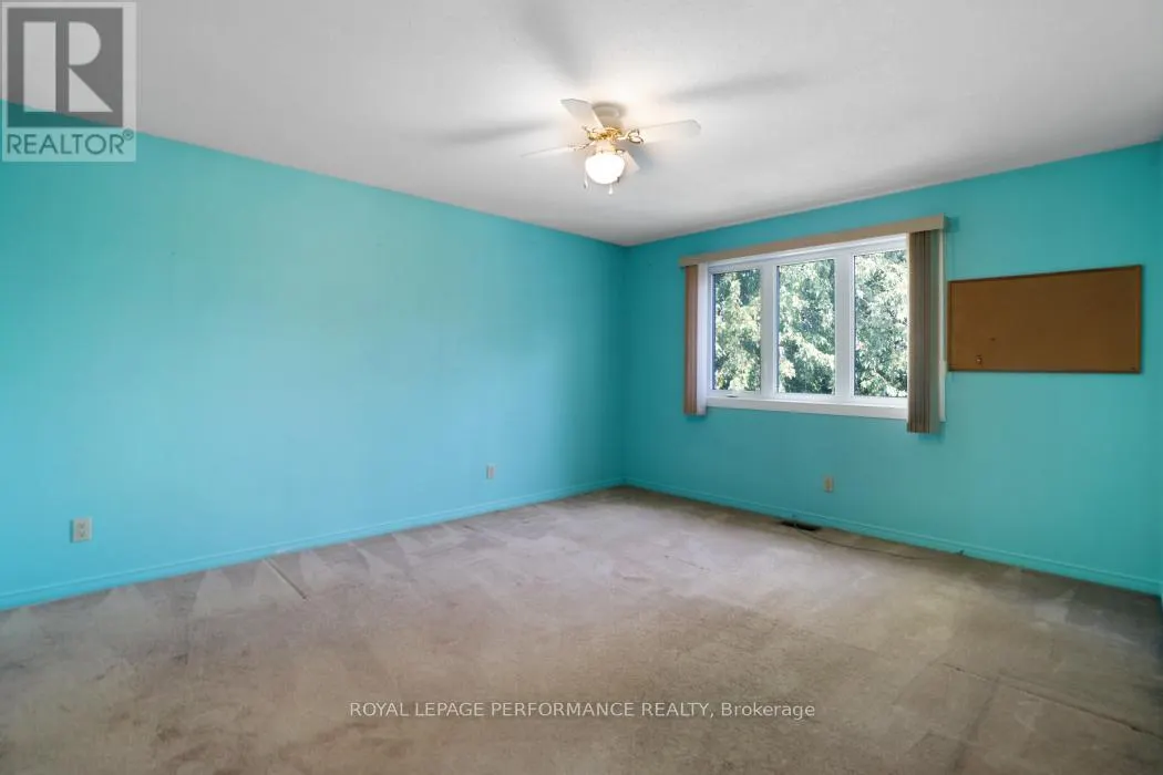 1870 ROBINWOOD PLACE