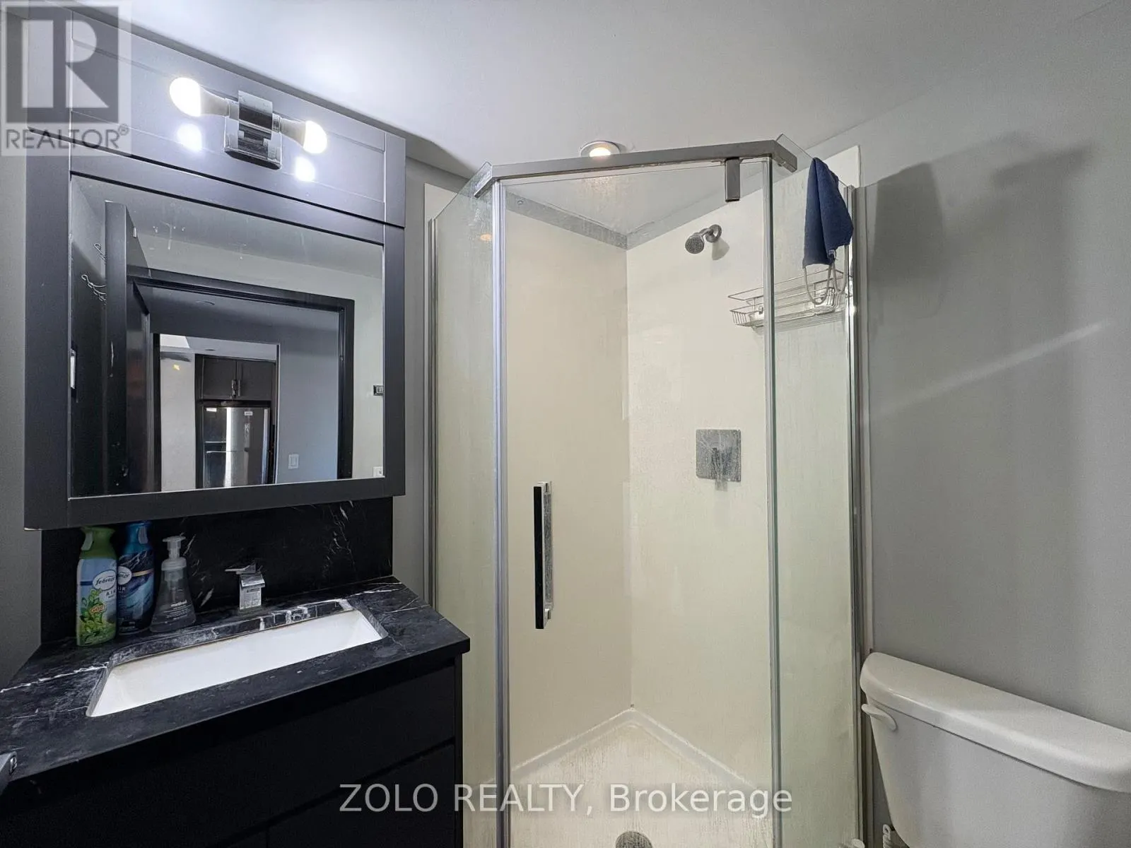 S2301 - 330 PHILLIP STREET