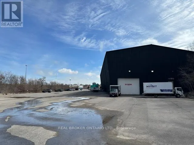 243 QUEEN STREET N