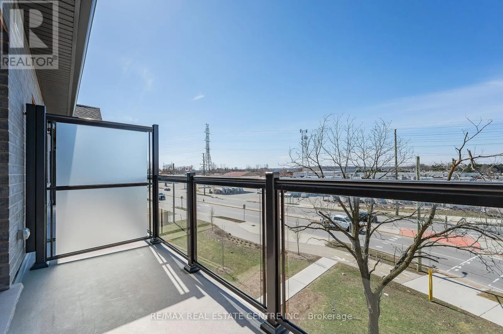 302 - 721 FRANKLIN BOULEVARD