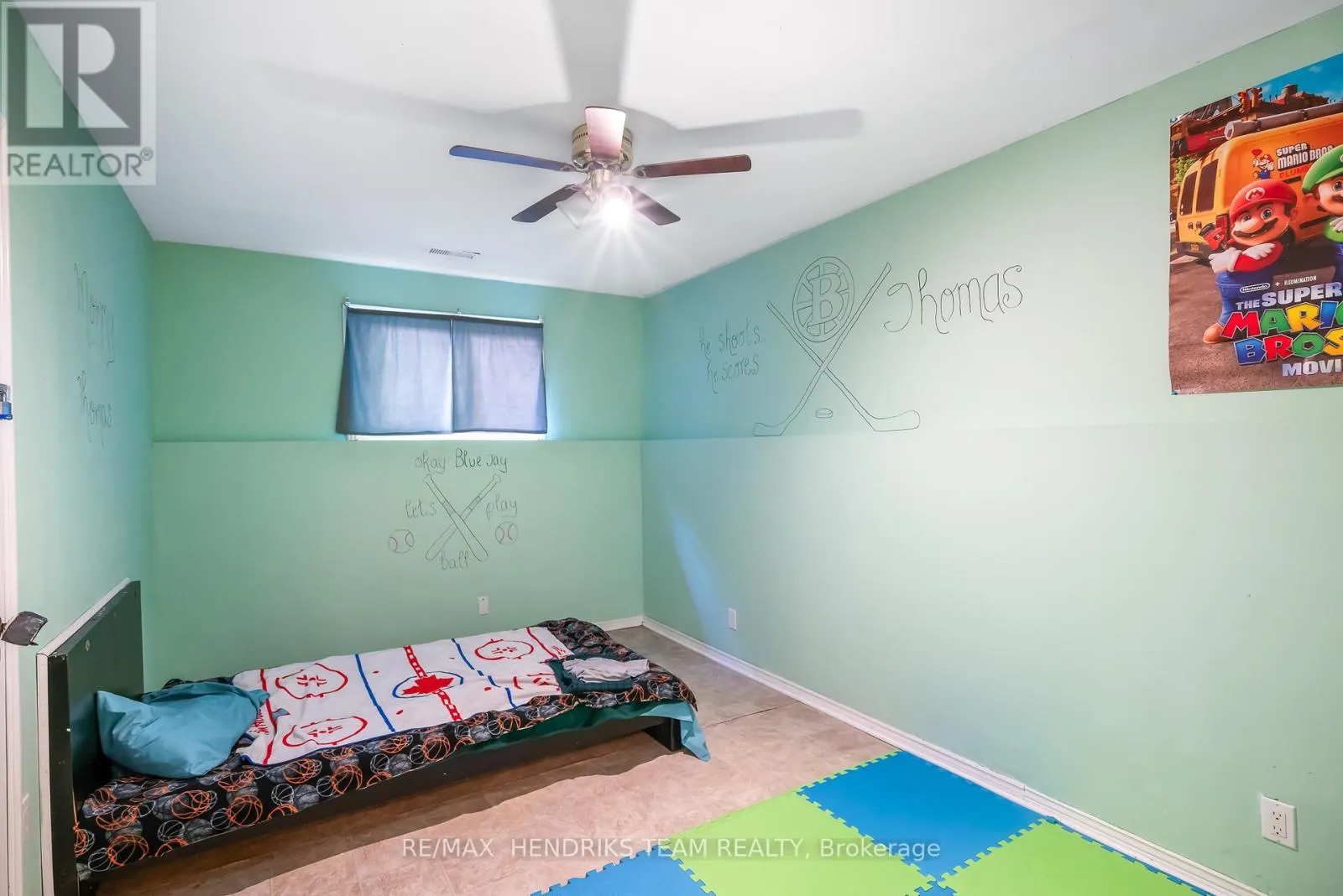5 WHITTAKER AVENUE