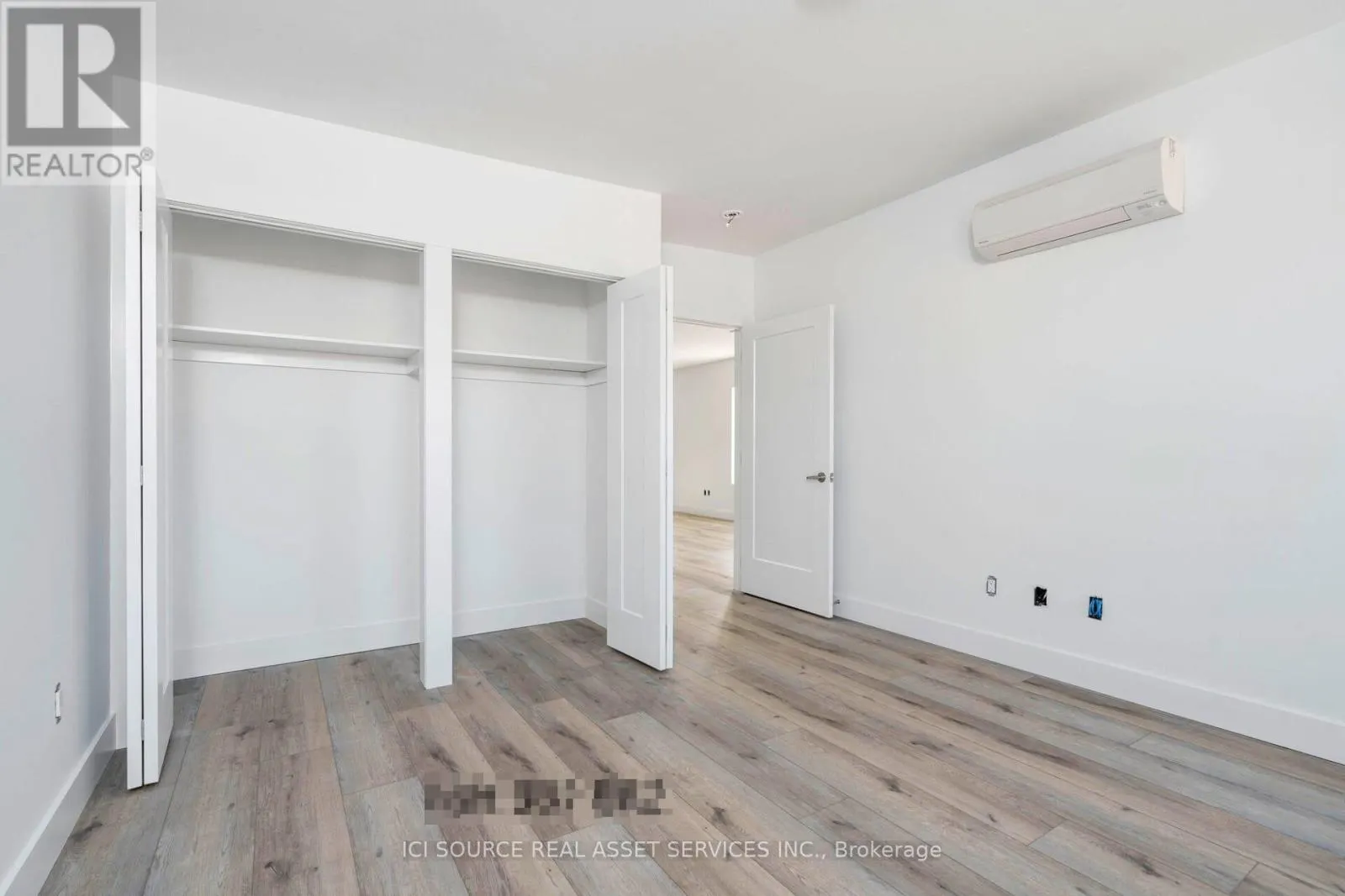 301 - 10 TROWBRIDGE STREET E