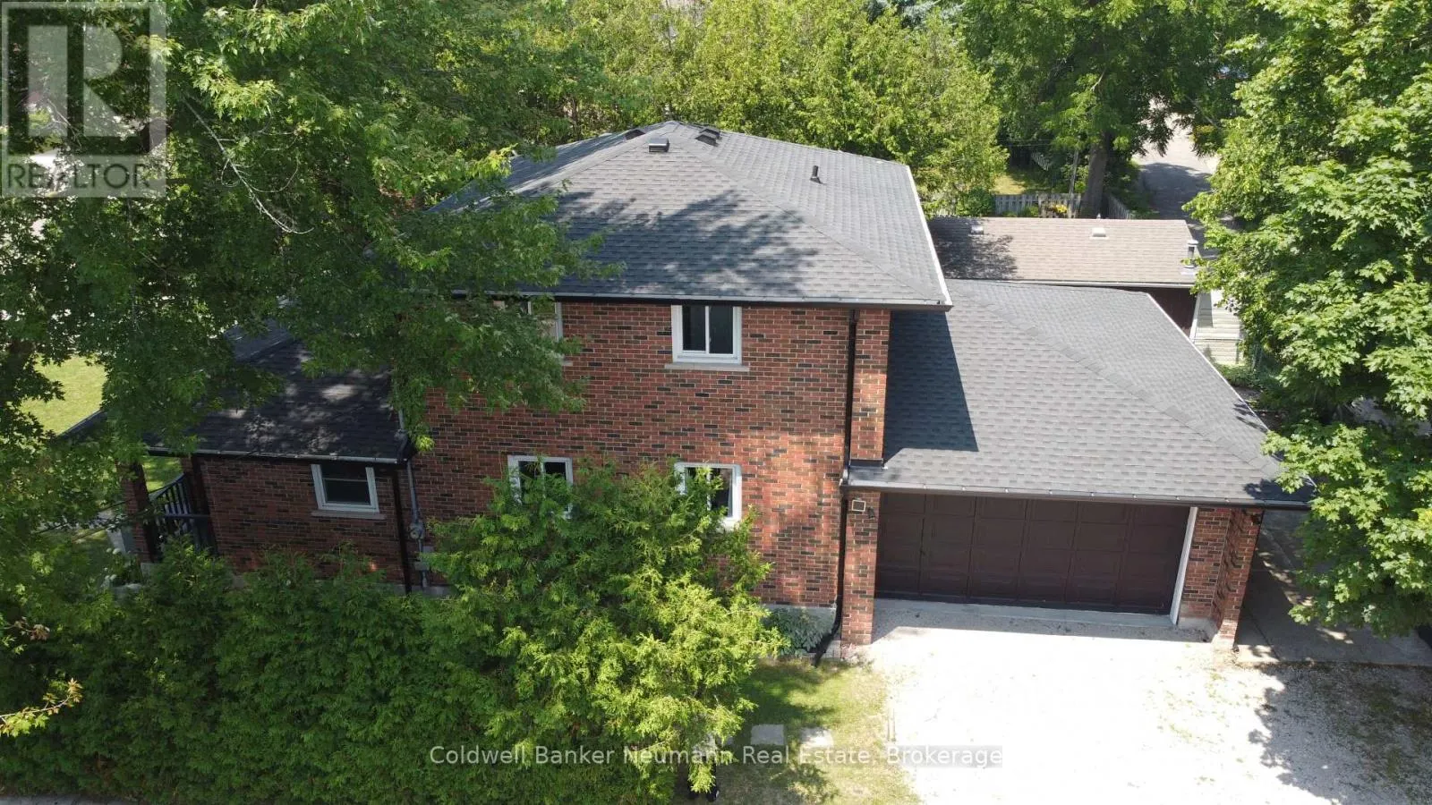 251 METCALFE STREET