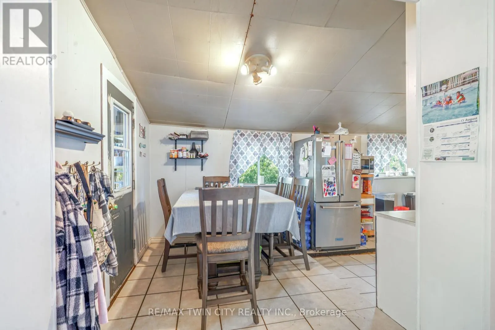 327 SHERIDAN STREET
