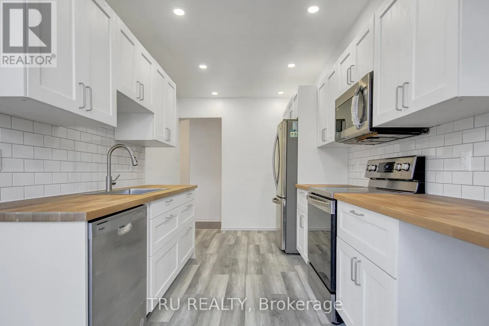133 KINROSS PRIVATE