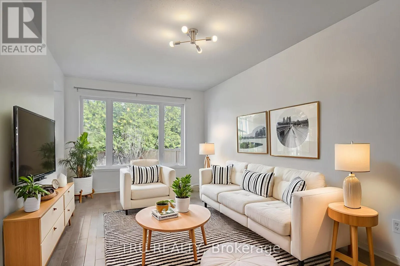 133 KINROSS PRIVATE