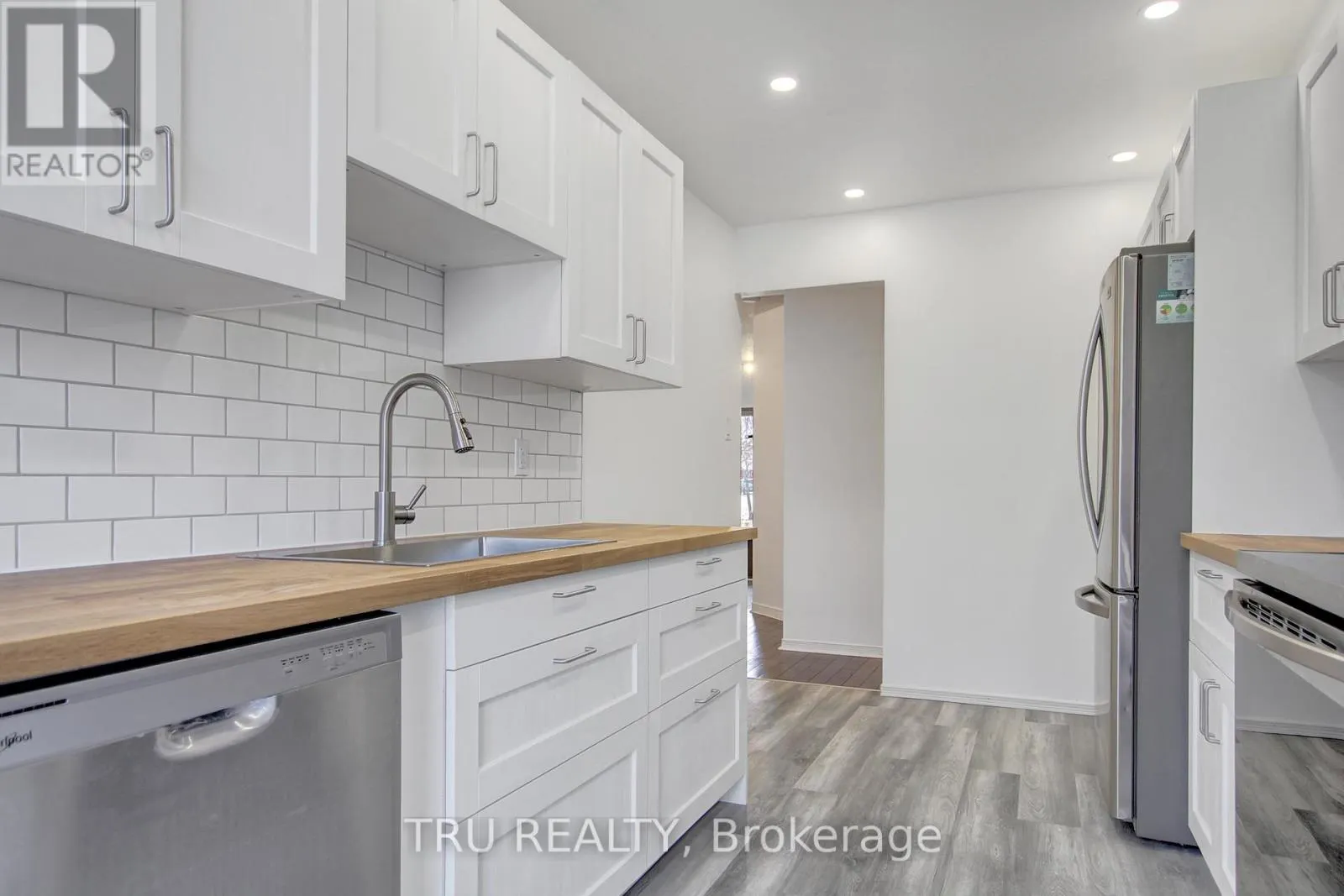 133 KINROSS PRIVATE