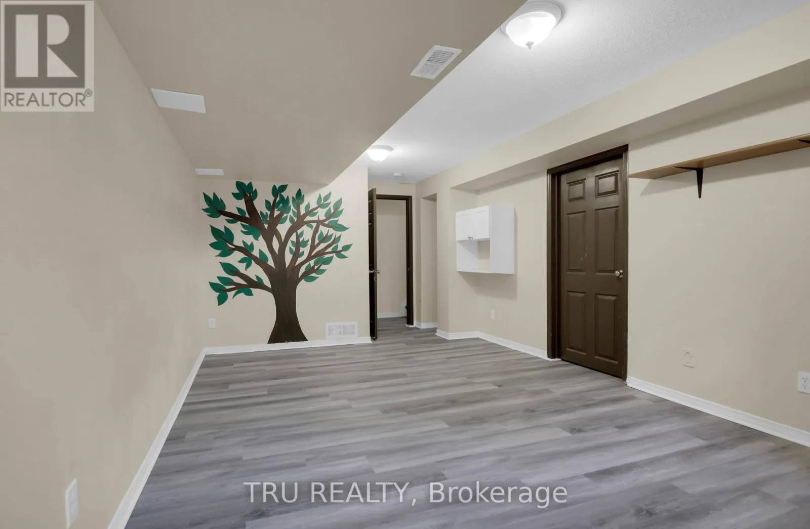 133 KINROSS PRIVATE