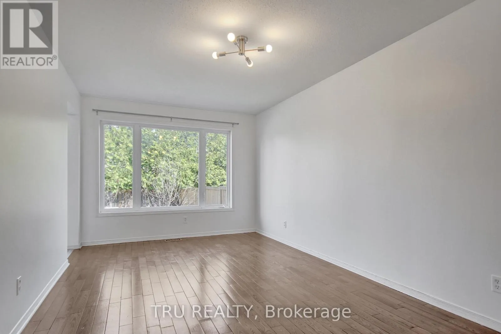 133 KINROSS PRIVATE