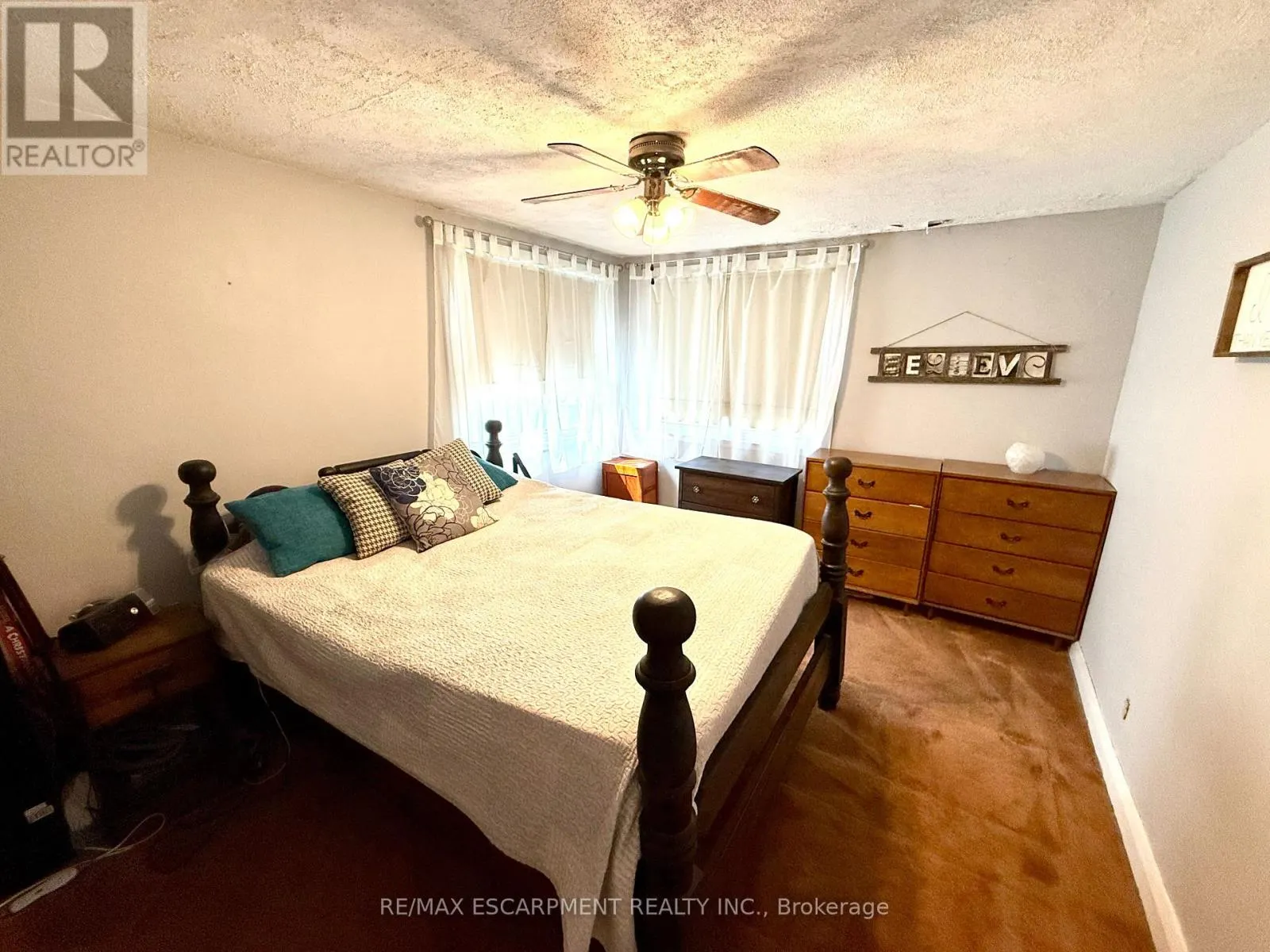 473 HAMILTON DRIVE