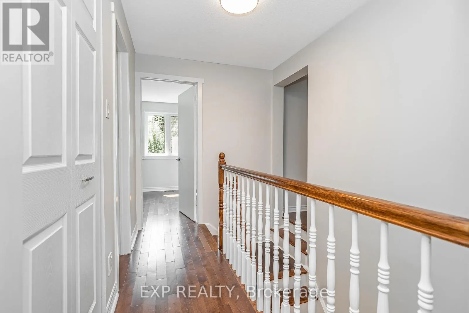 80 COOLSPRING CRESCENT