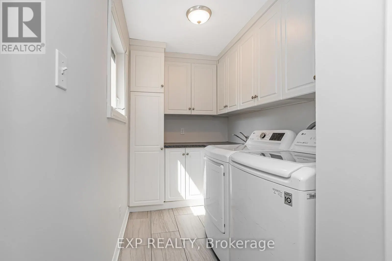 80 COOLSPRING CRESCENT