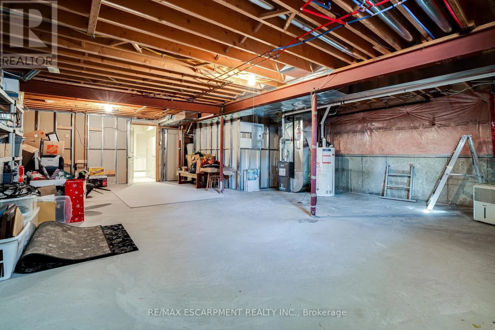 148 FOXRIDGE DRIVE