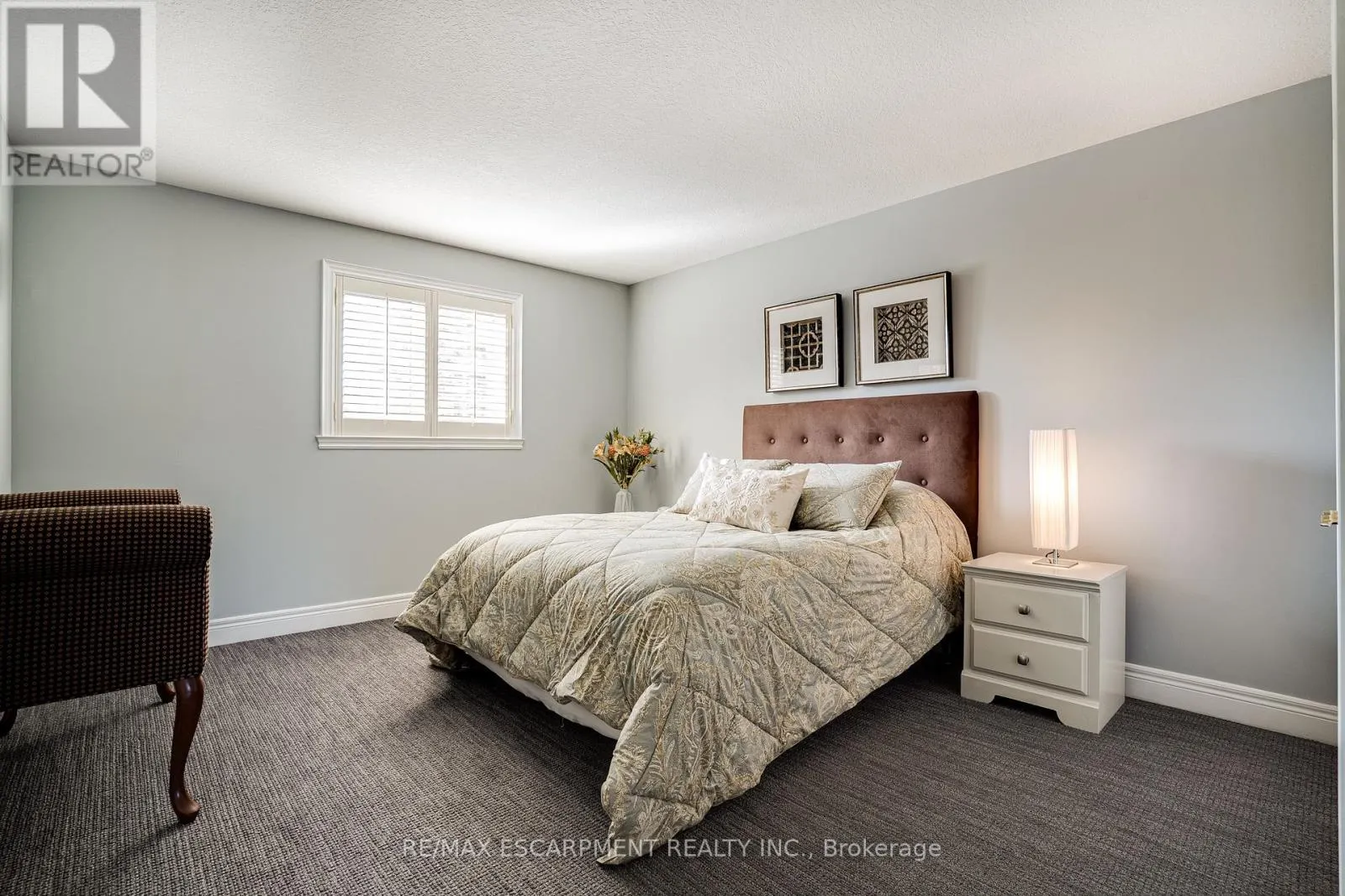 148 FOXRIDGE DRIVE