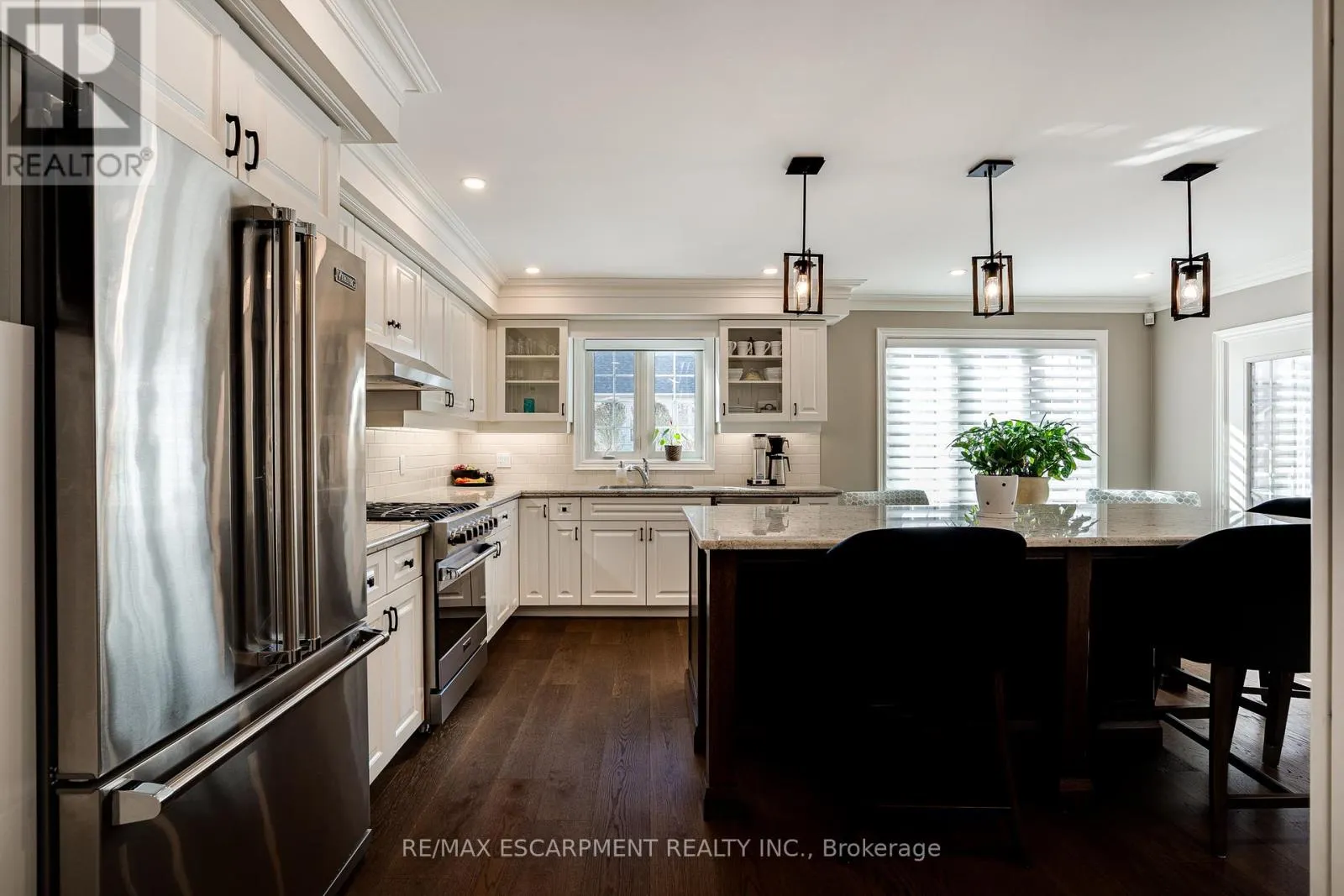148 FOXRIDGE DRIVE
