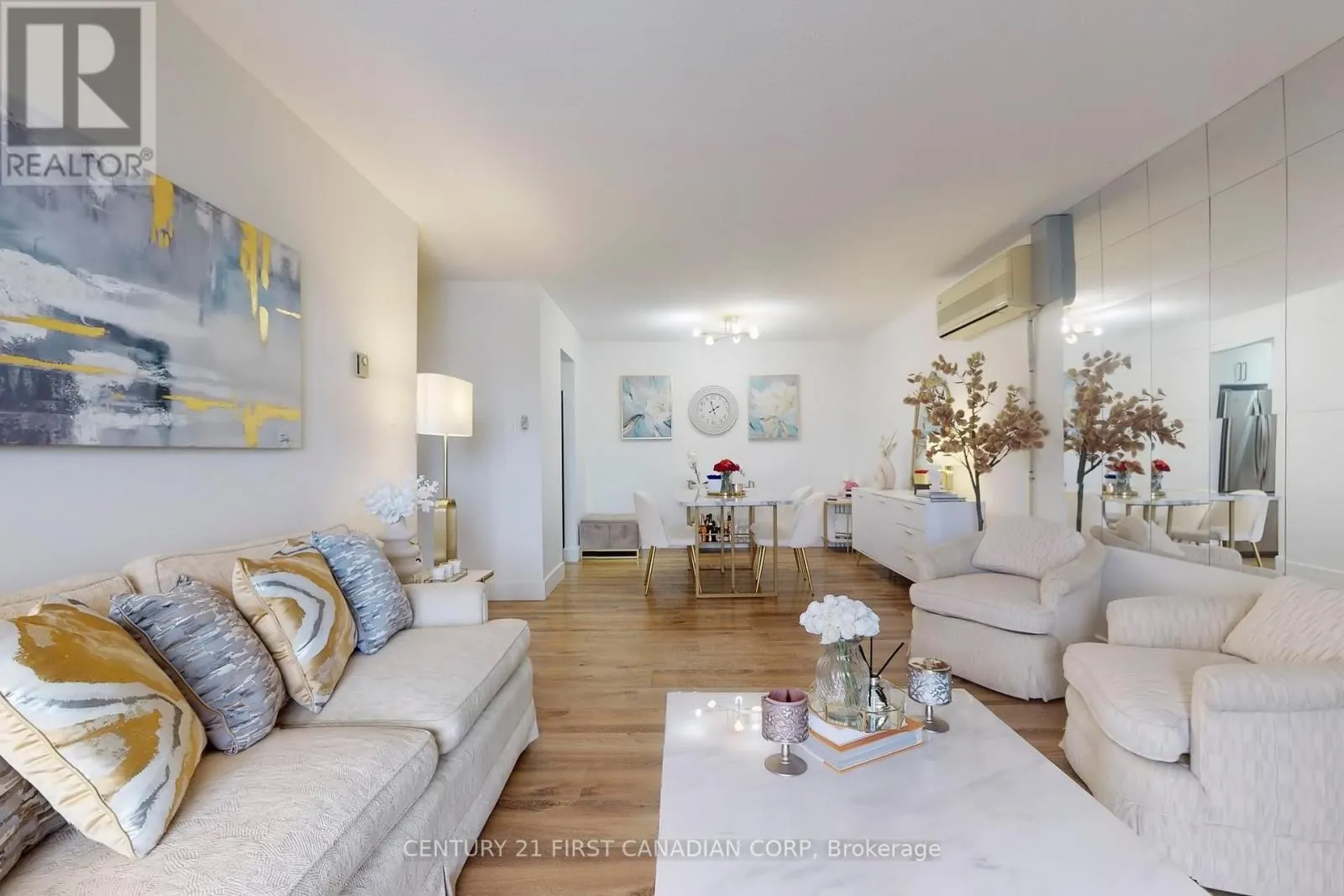 319 - 735 DEVERON CRESCENT, #319
