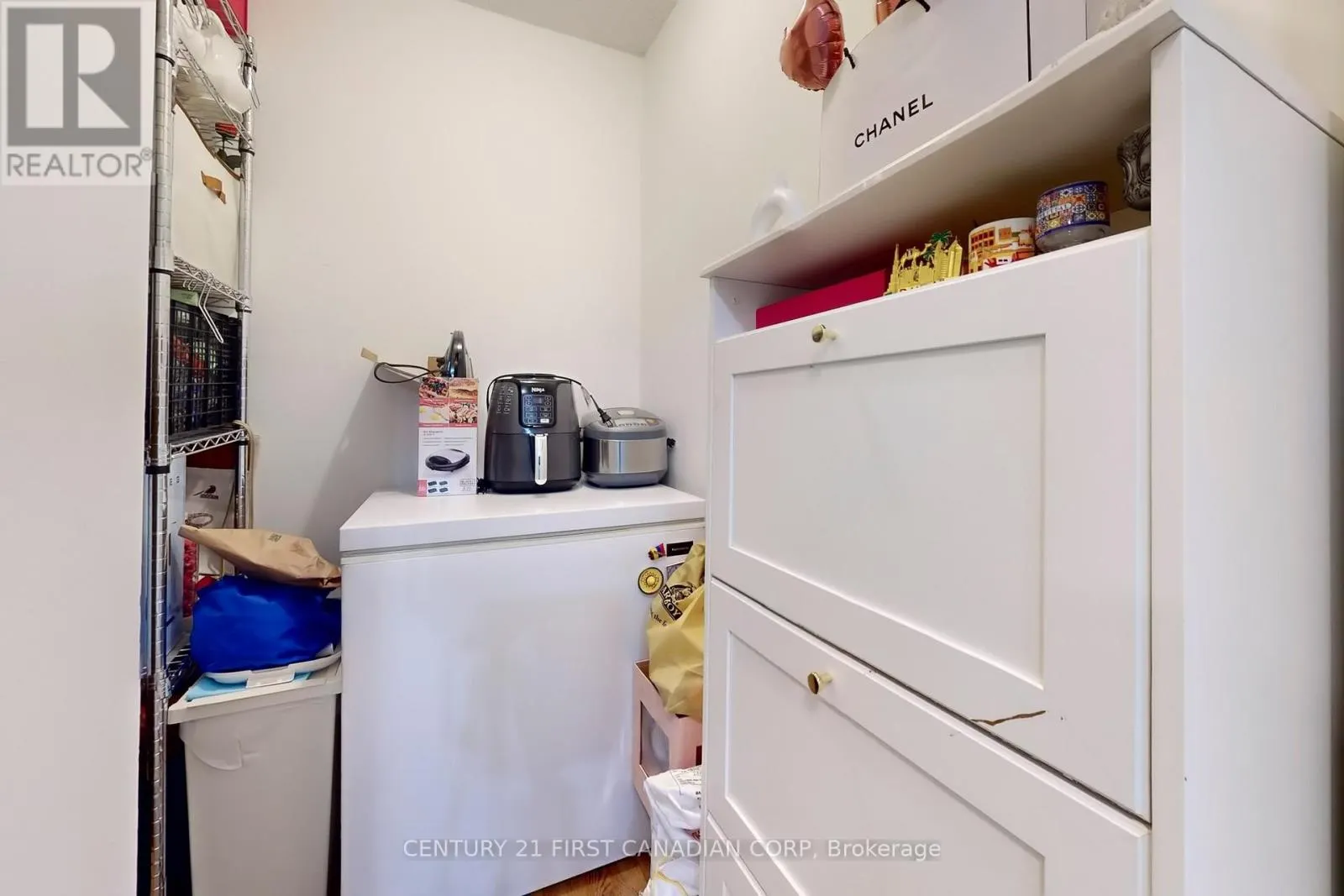 319 - 735 DEVERON CRESCENT, #319