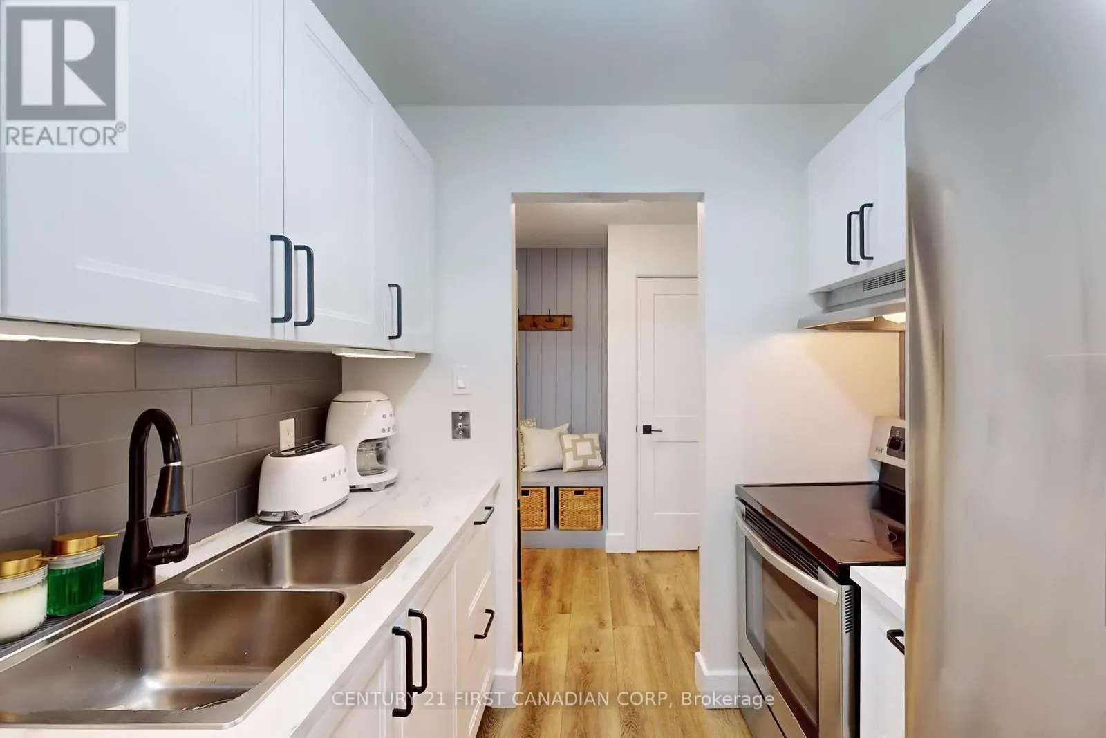 319 - 735 DEVERON CRESCENT, #319