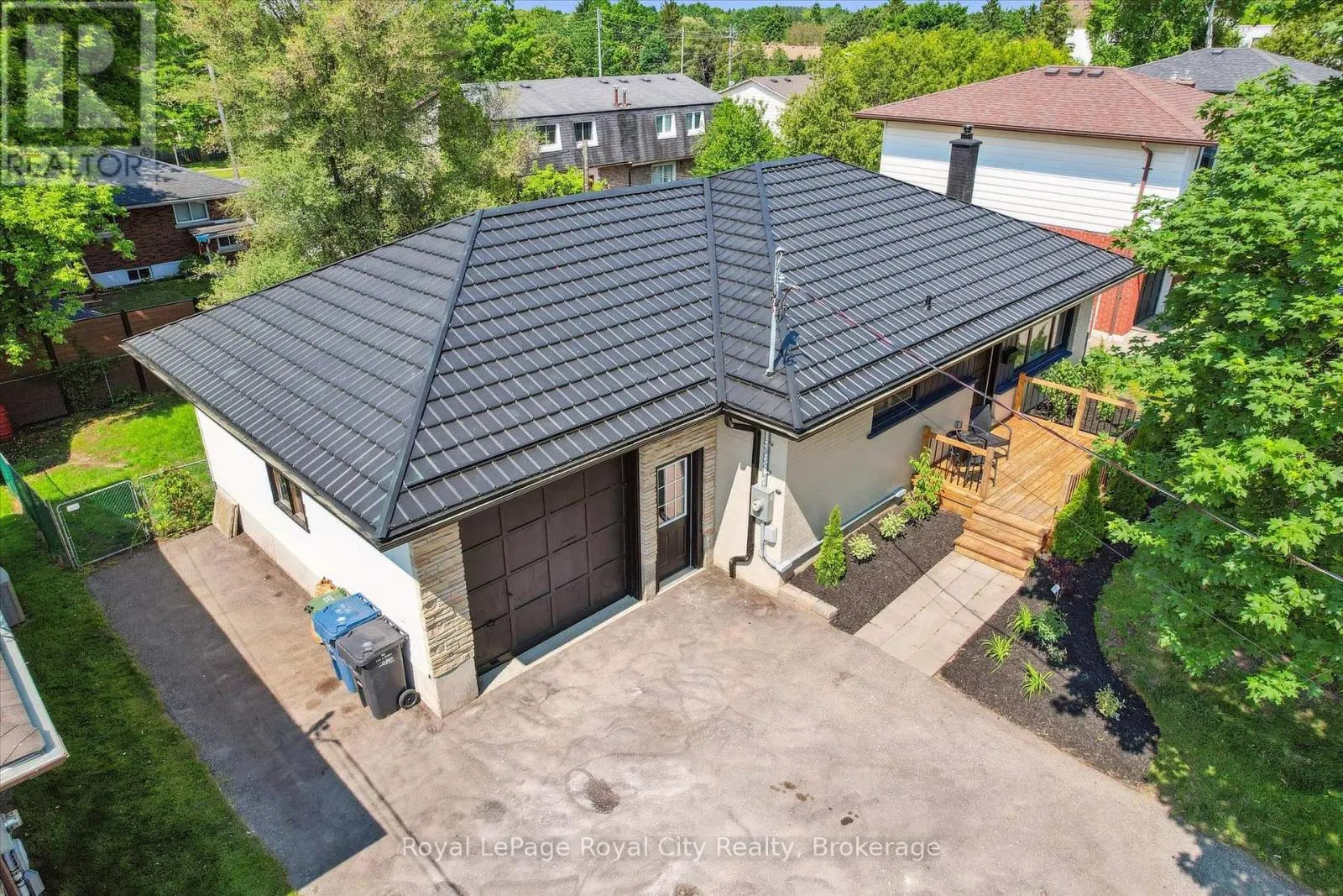 22 HEATH ROAD