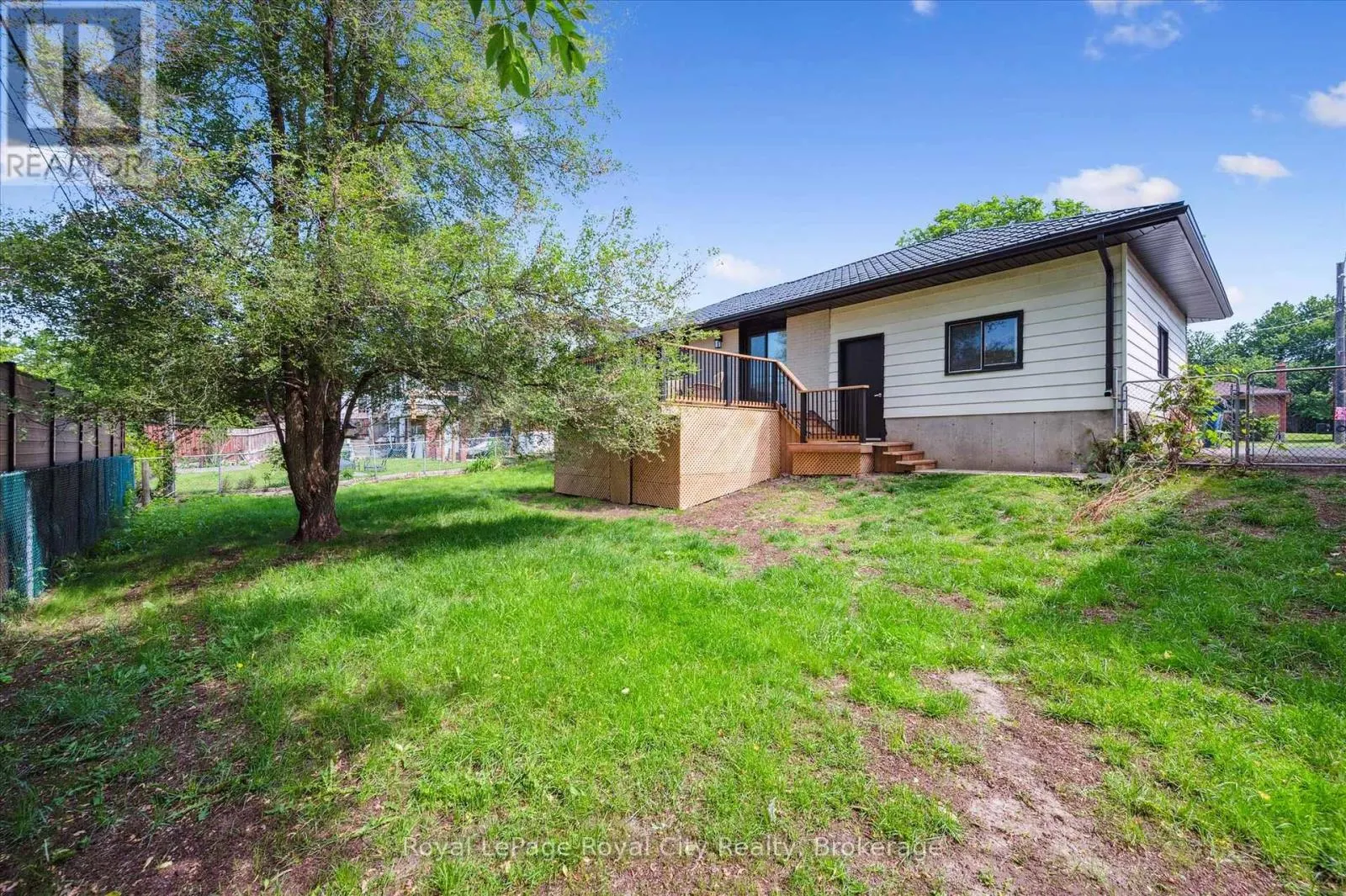 22 HEATH ROAD