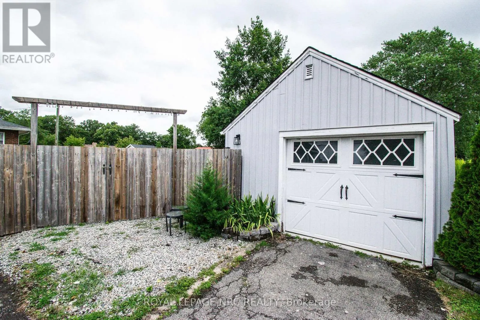 188 WEST SIDE ROAD