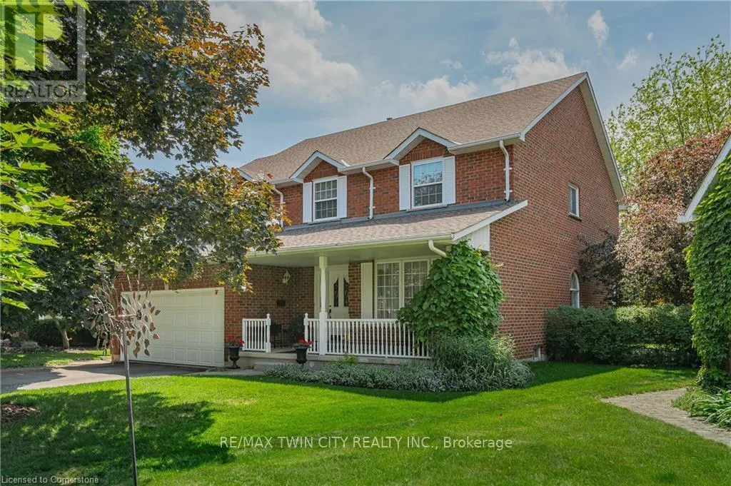 34 GOWINLOCK COURT