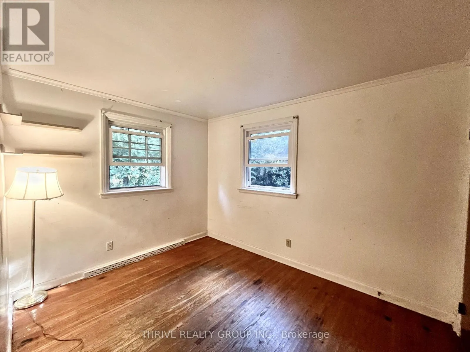 1 - 2832 SUNNINGDALE ROAD W, #1