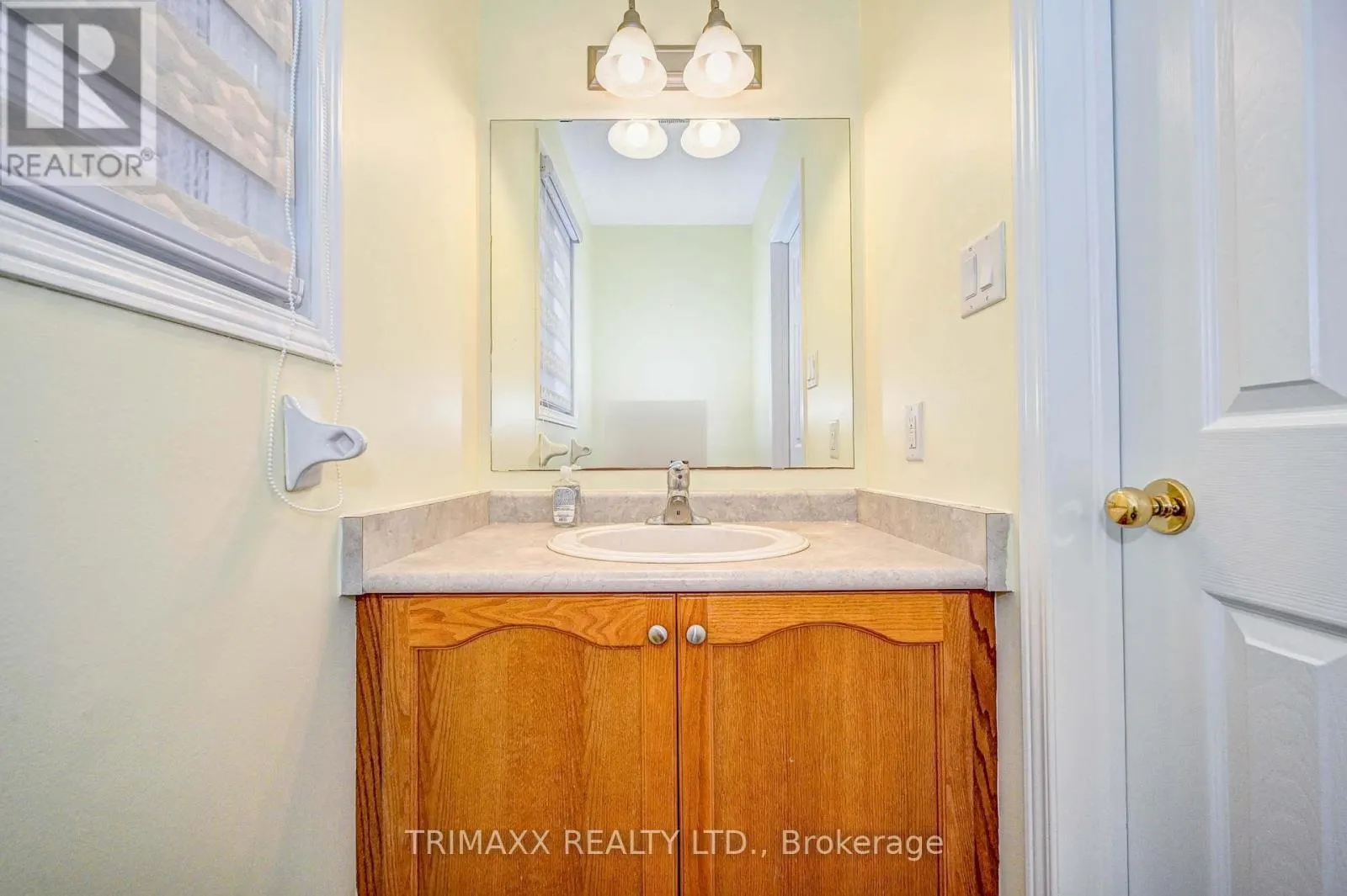 419 TEALBY CRESCENT