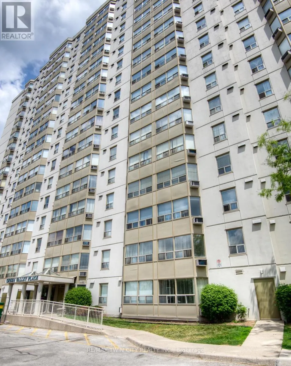 1412 - 35 GREEN VALLEY DRIVE W