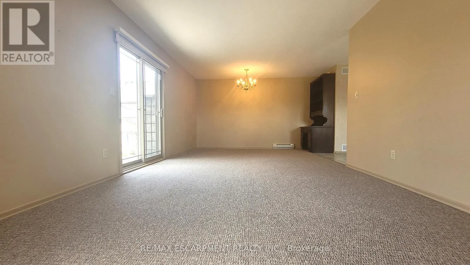 325 FAIRVIEW DRIVE