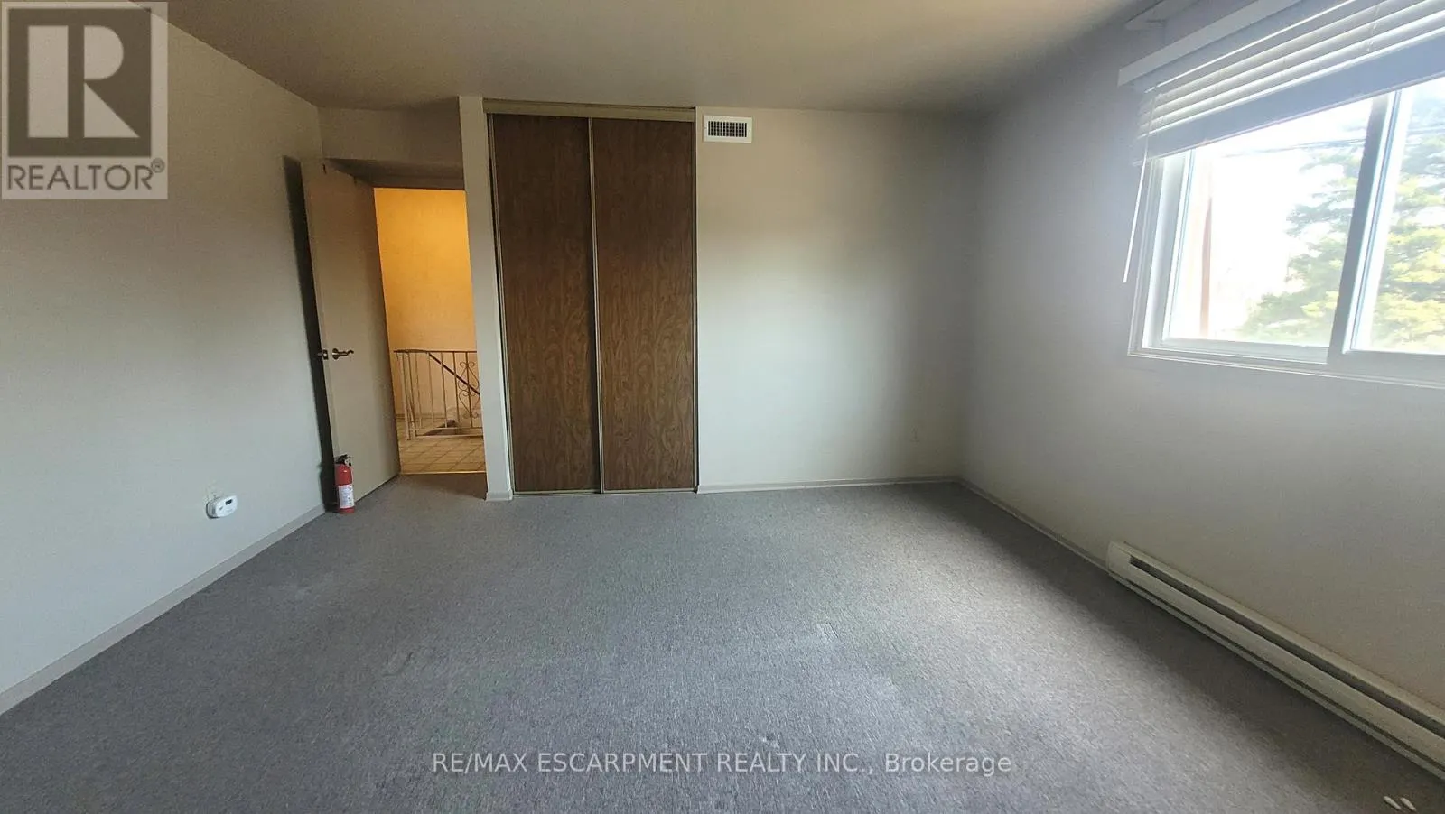 325 FAIRVIEW DRIVE