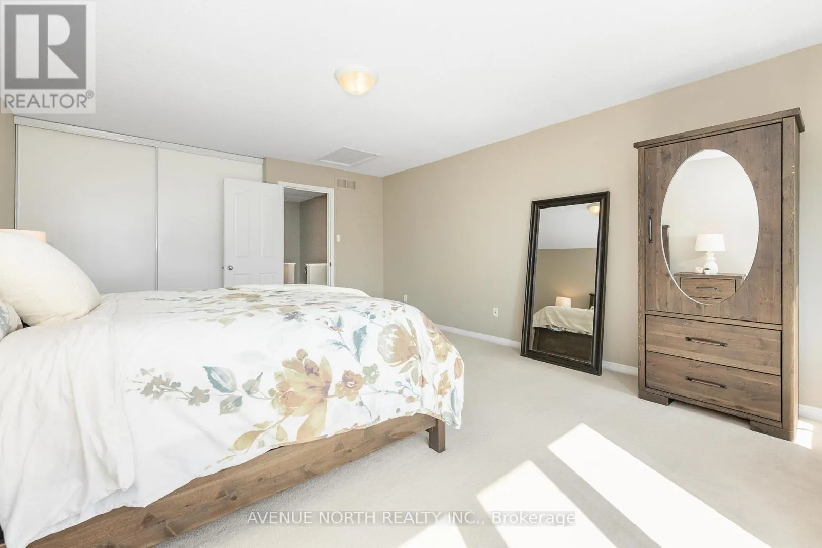 283 STROGET PRIVATE
