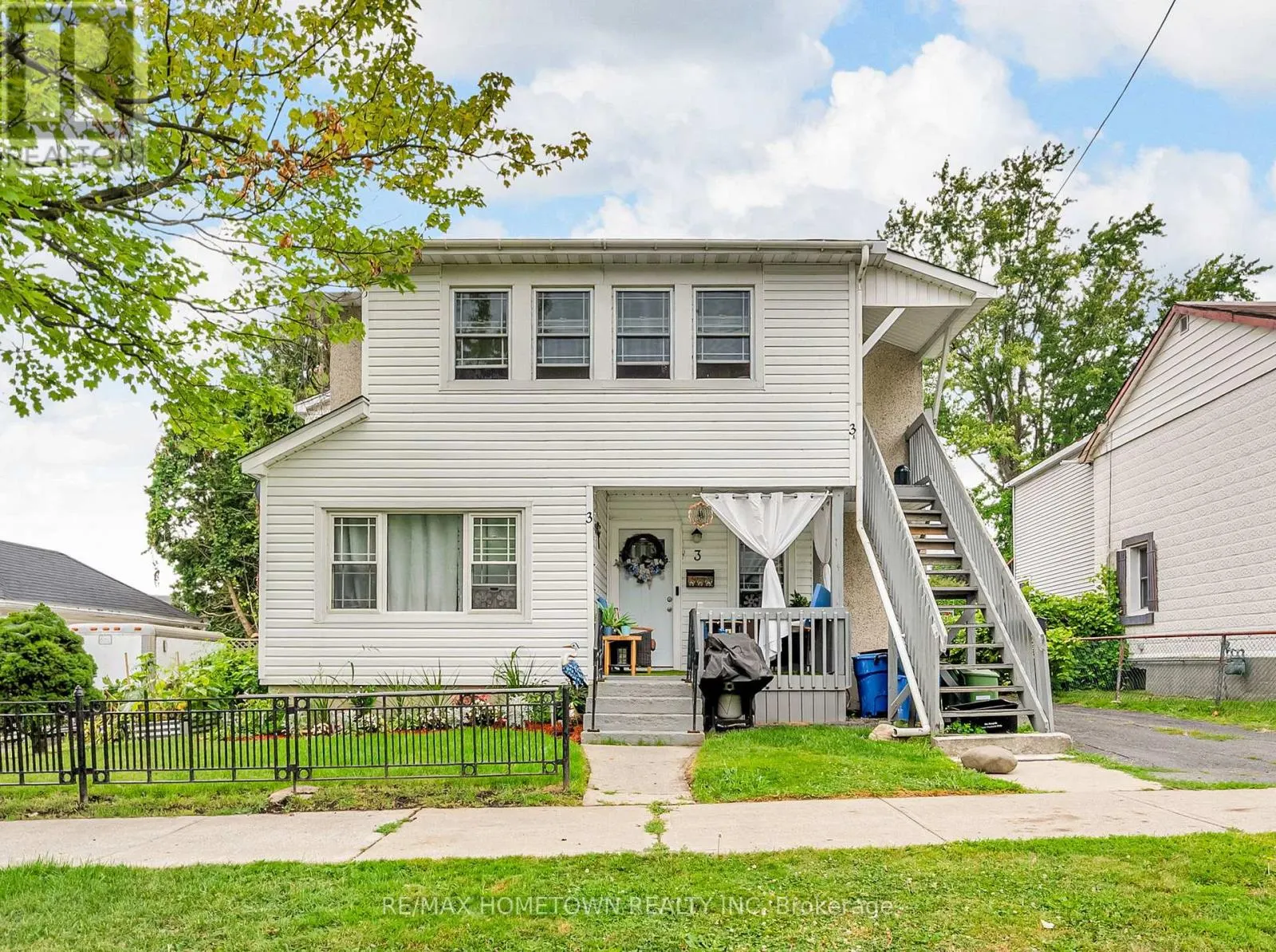 3 LEONIA STREET
