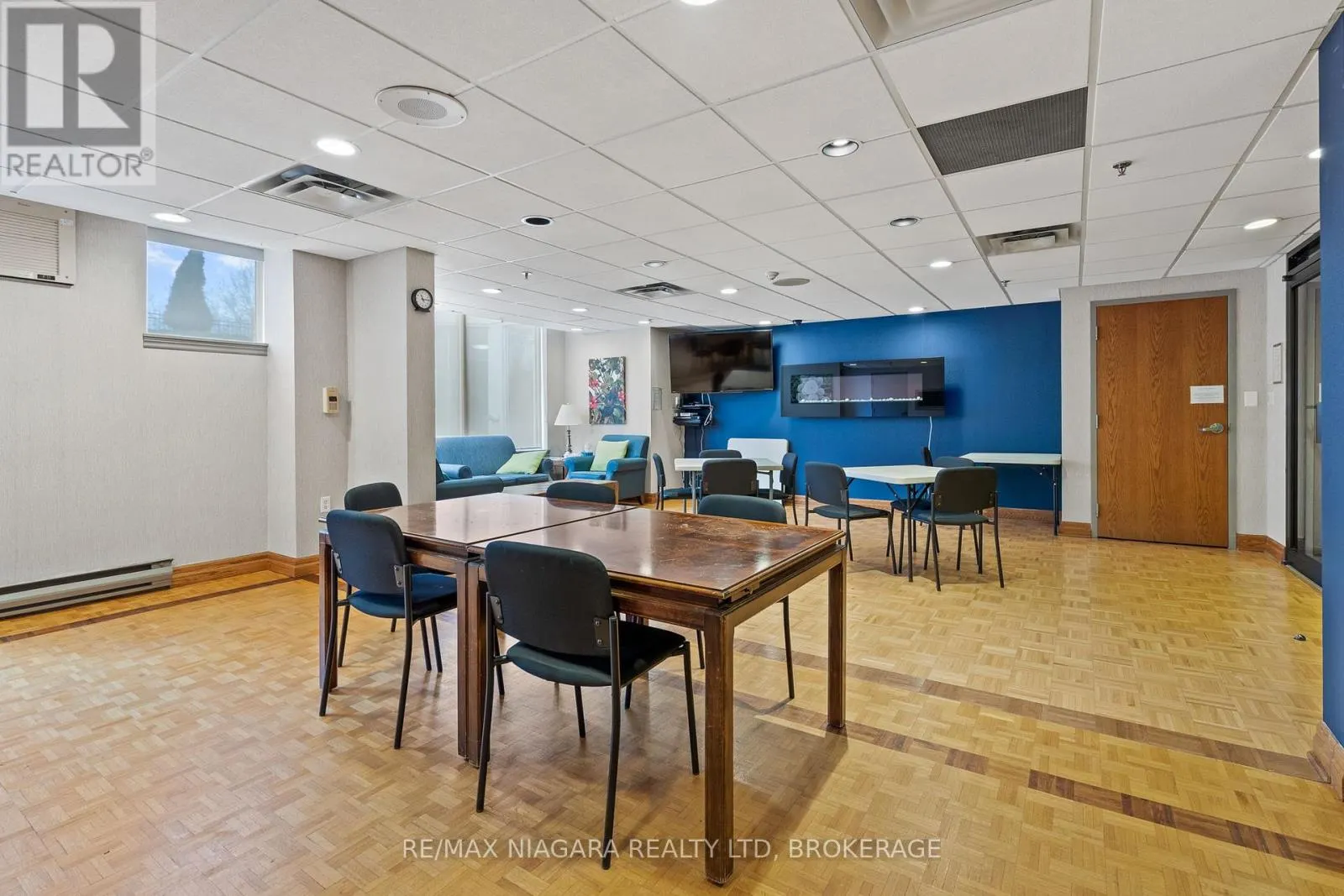 407 - 3 TOWERING HEIGHTS BOULEVARD, #407