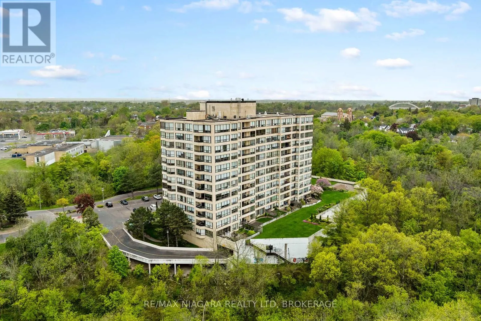 407 - 3 TOWERING HEIGHTS BOULEVARD, #407