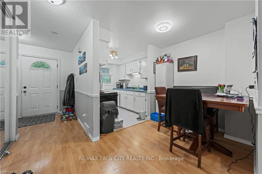 1400 WILDREN PLACE