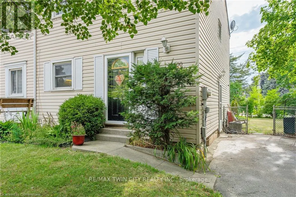 1400 WILDREN PLACE