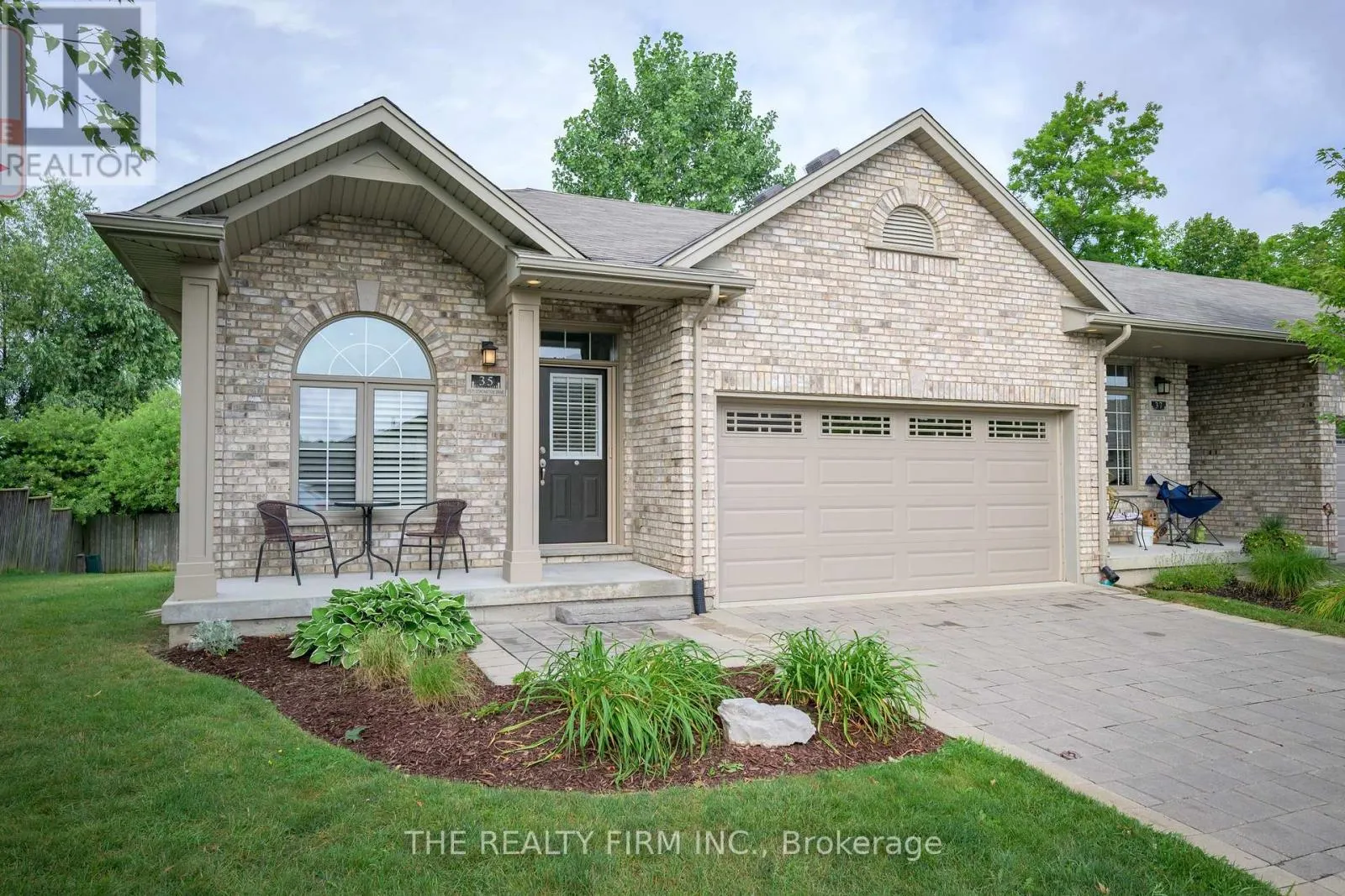 35 - 1571 CORONATION DRIVE, #35