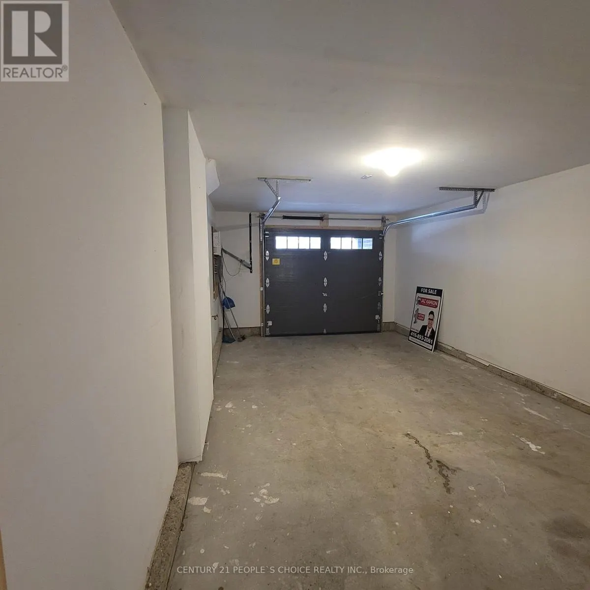 30 - 124 COMPASS TRAIL